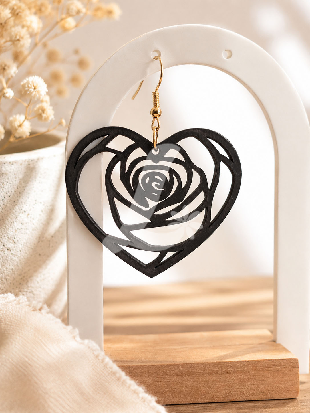 boucles d'oreilles romance noire boucles d'oreilles romance noire
